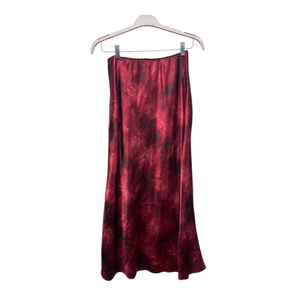 Vintage 90's Red & Black Satin-Finish Maxi Skirt Size 13 Vamp - Picture 1 of 4